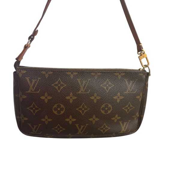 Louis Vuitton Handbags - Authentic Louis Vuitton monogram pochette accessories vintage made in France